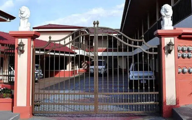 Prado Inn & Suites