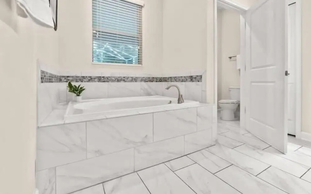 Coastal Paradise 8BR Disney Villa