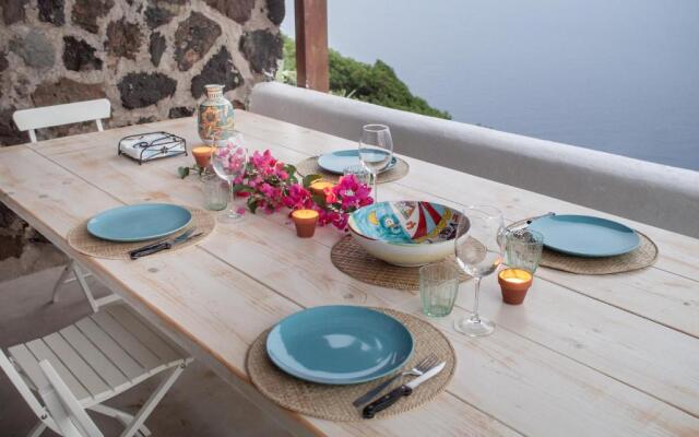 Dammuso sulla scogliera