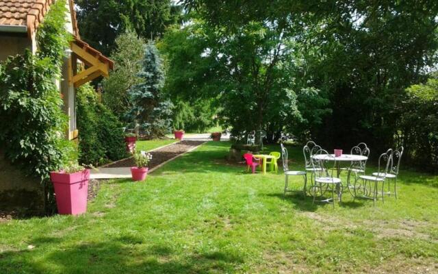 Gîte Moulins, 3 pièces, 5 personnes - FR-1-489-324
