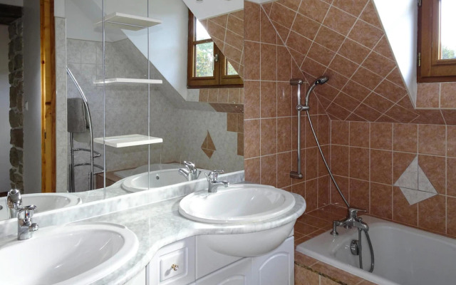 Apartment in Benodet Near Sandy Beaches