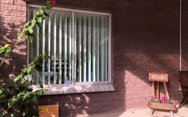 Rosebud Beachhouse Across from Beach