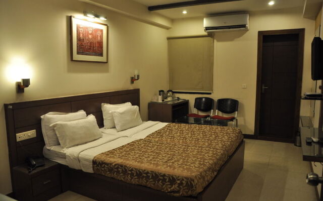 Hotel Crystal Retreat