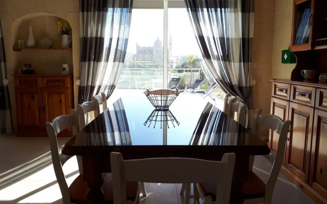 Twilight Gozitan Farmhouse With Pool