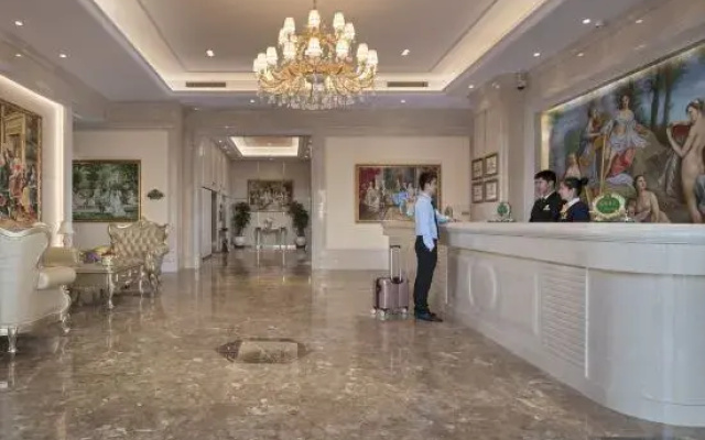 Vienna International Hotel (Baotou Zhengxiang International Store)