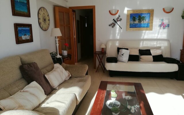 Los Ranchos Levante Apartment