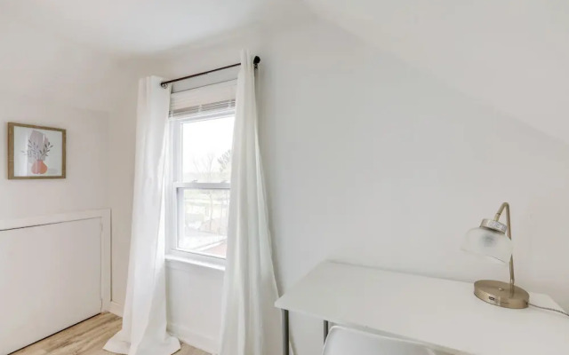 Walk to Campus & Palmer Square: Dtwn Townhome
