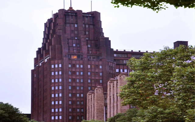 Jin Jiang Park Hotel