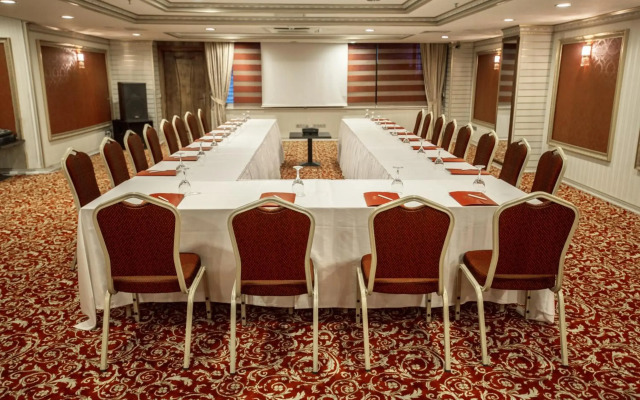 Yucesoy Liva Otel