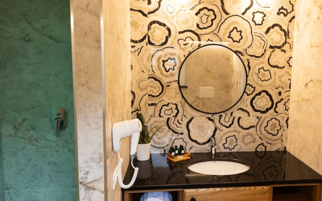 Midenza Seaside & Nature Retreat