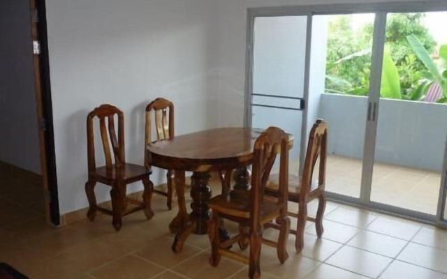 The Lounge - Hostel
