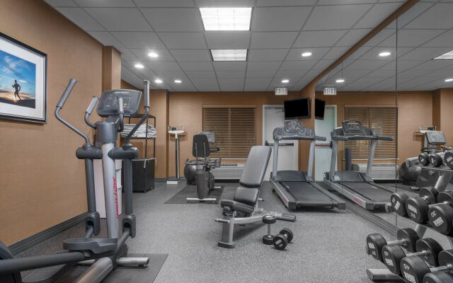 Holiday Inn Express & Suites Ames by IHG