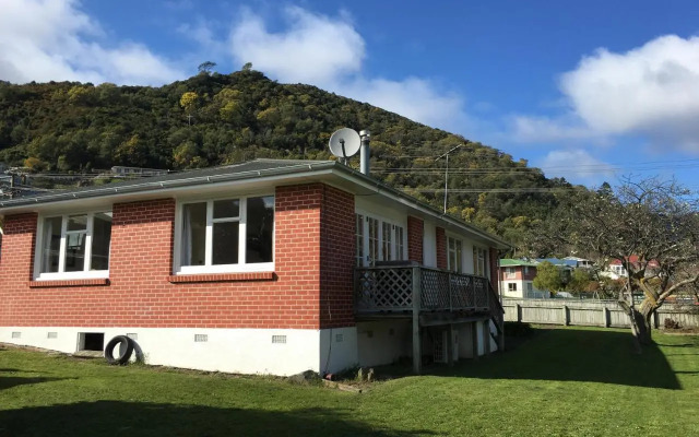 Close to Picton Town