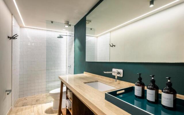 304 Contemporary Designer 3br Condo by StayPodio