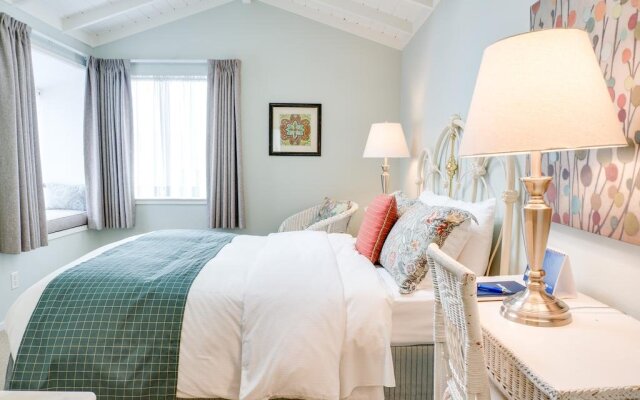 Sandpiper Inn