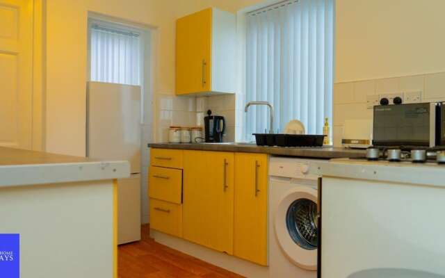 Cradley Manor - Spacious 6 Bedroom House
