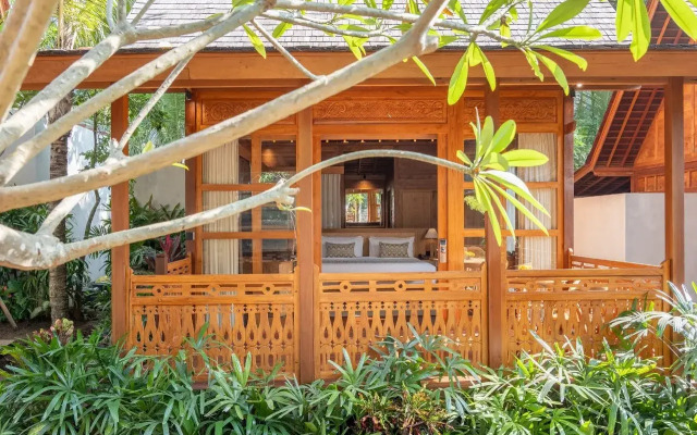 Unagi Wooden Villa by Emana