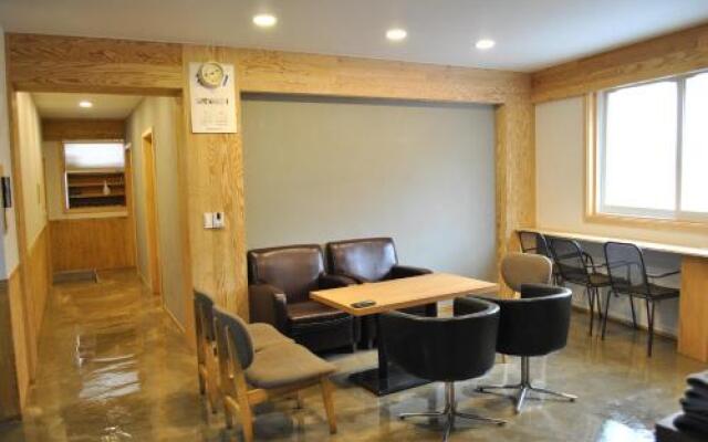 首尔那沃旅馆(Navi N Seoul)