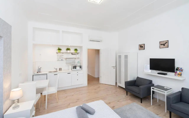 Astoria Flats 1