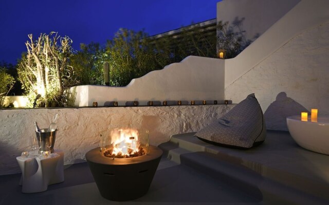 Villa Dafni 4BD with Pool in Kalafatis