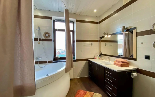 Апартаменты на улице Меридианная 1