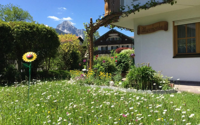 Ferienwohnungen Alpenperle