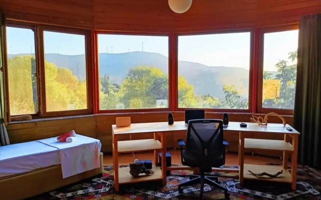 Enchanting Unique House With Backyard in Izmir