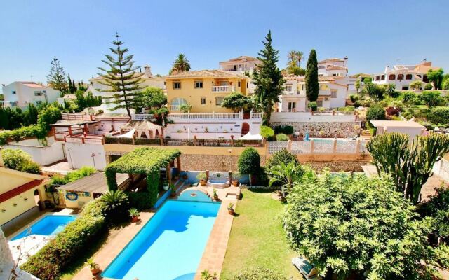 4Br Villa Milana Private Pool Sea Views Wifi 3 Mins Drive To The Beach