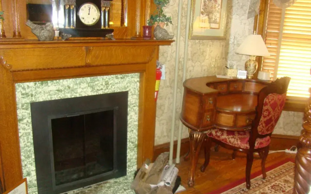 The Village Inn of Woodstock