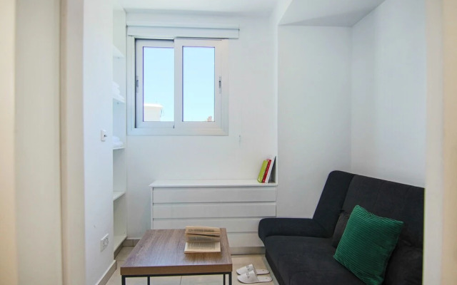 Phaedrus Living: Seaside Deluxe Flat Harbour 112