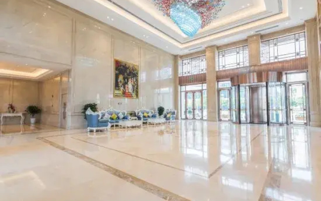 Vienna International Hotel (Dazhu Jinlimei Plaza)