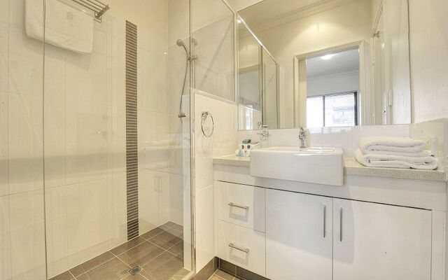 Dolphin Quay Apartments