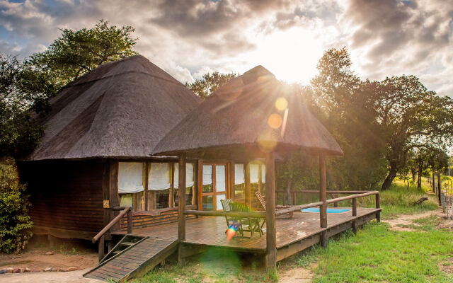 Karongwe - River Safari Lodge