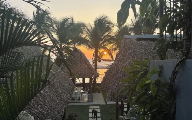 San Carlos Surf Resort & Eco Lodge