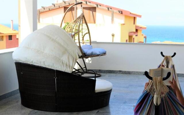 Appartamento con grande terrazza VISTA MARE
