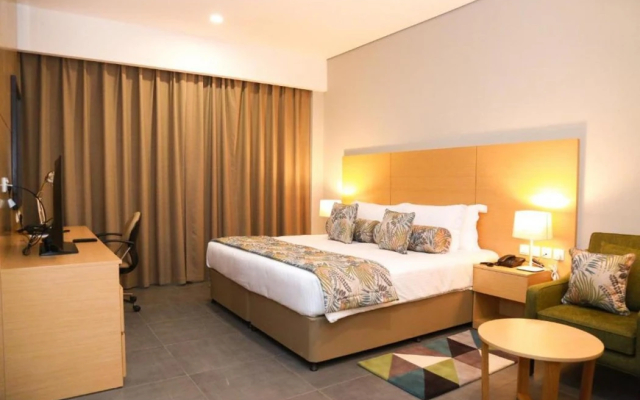 Top Ayla Ibri Hotel And Mall