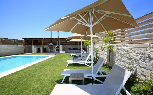 Villa Elpida