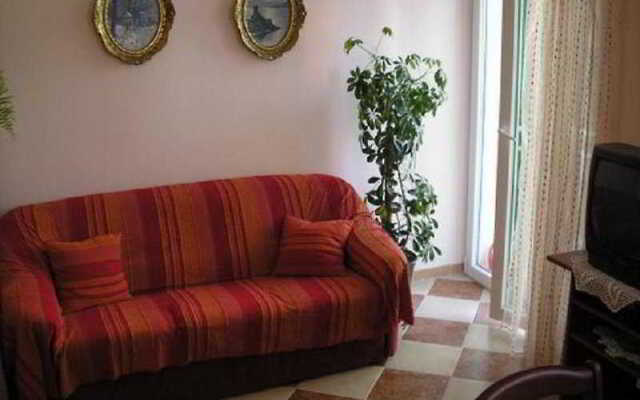 Split Apartments Peric