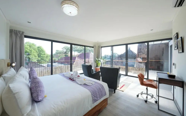 Twin Villas Drupadi 8Br Seminyak