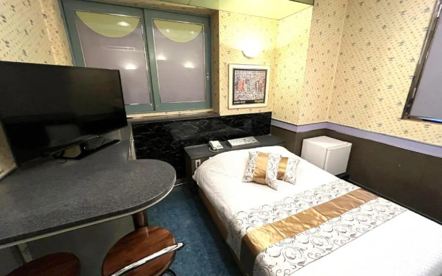 Hotel Crystal ［Adult Only]