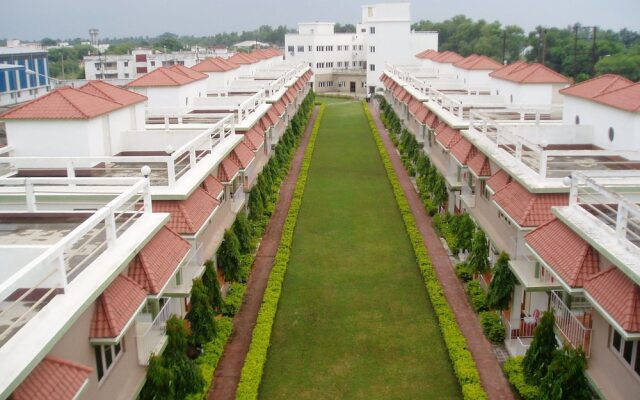 Rajhans Hotel and Resort