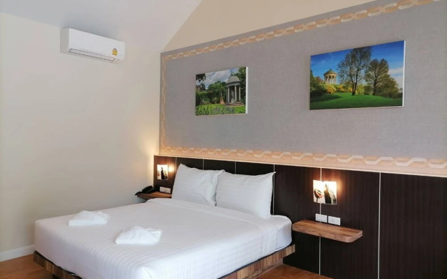 English Resotel Hotel