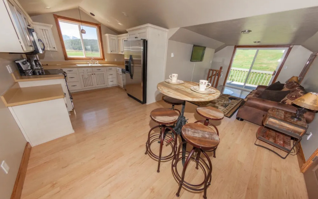 Star Valley Lodge
