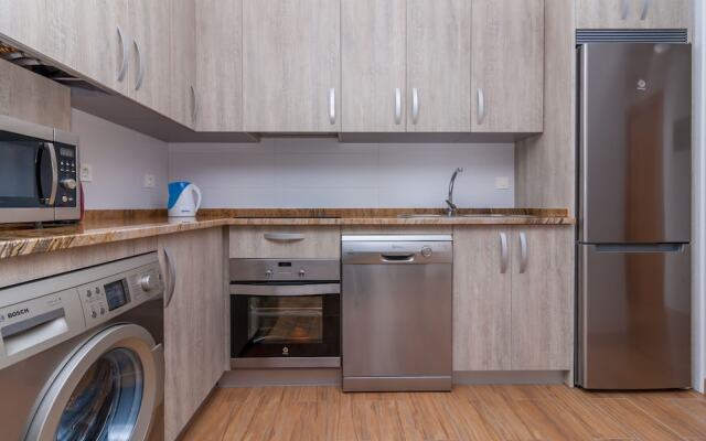 New Fenix Apartment PTS Granada Canovas
