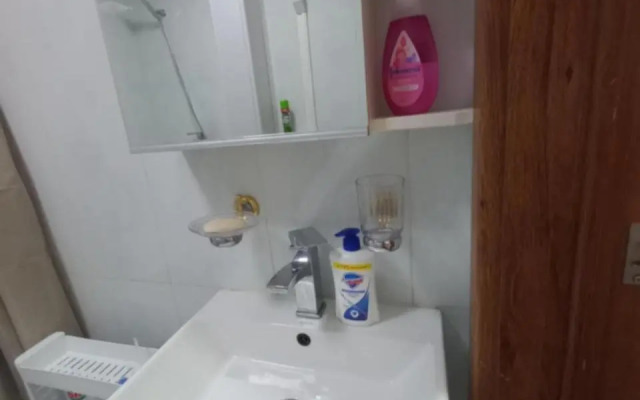 H7 Hostel