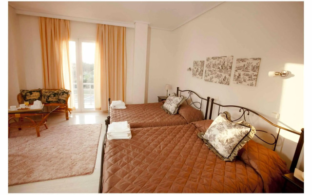Minavra Hotel