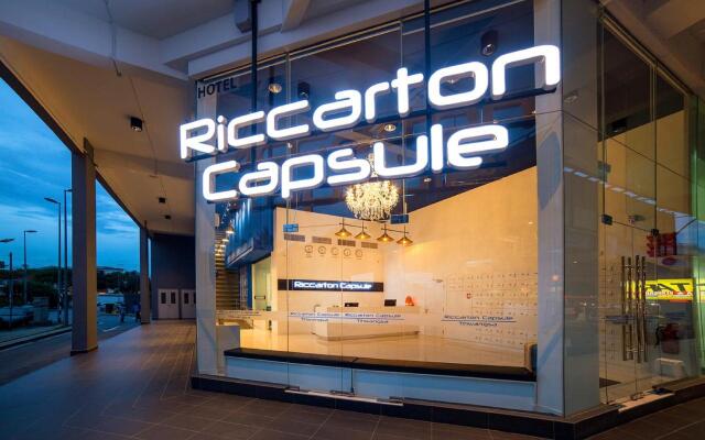 Riccarton Capsule Hotel