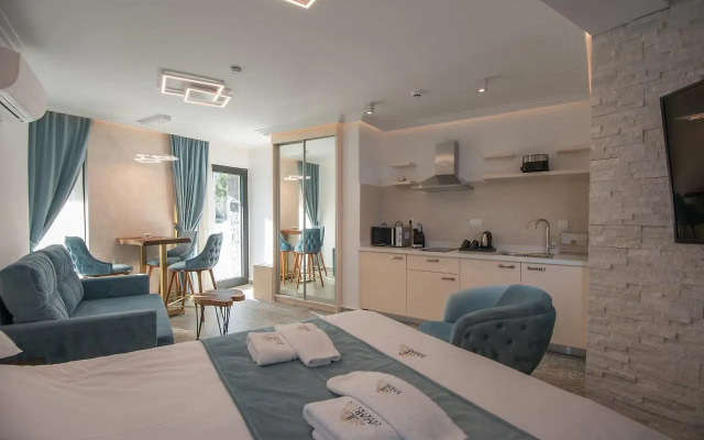 Lazar Lux Suites - Ammoudara