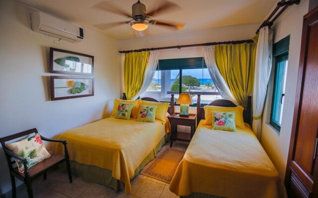 Incredible Oceanfront 3 Bedroom Apartment S-b201