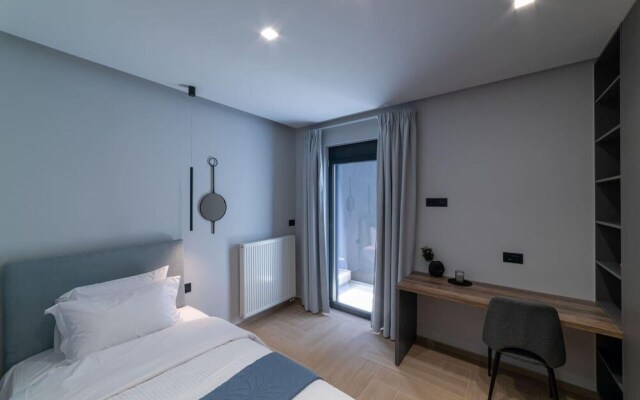 Beautiful 4-bed Villa Ria in Vathianos Kampos